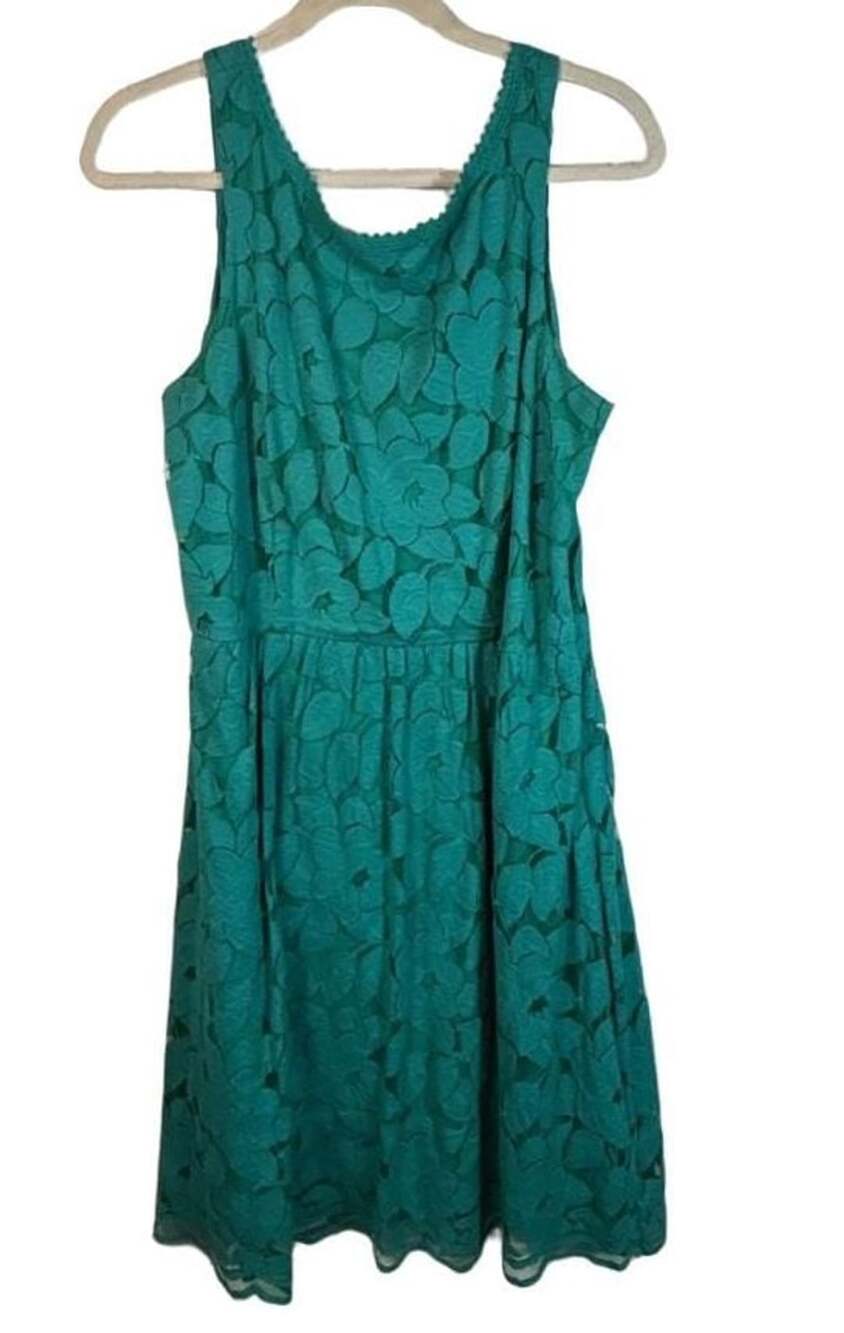 Ronni Nicole Lace Dress Size 16 Teal Sleeveless Floral
